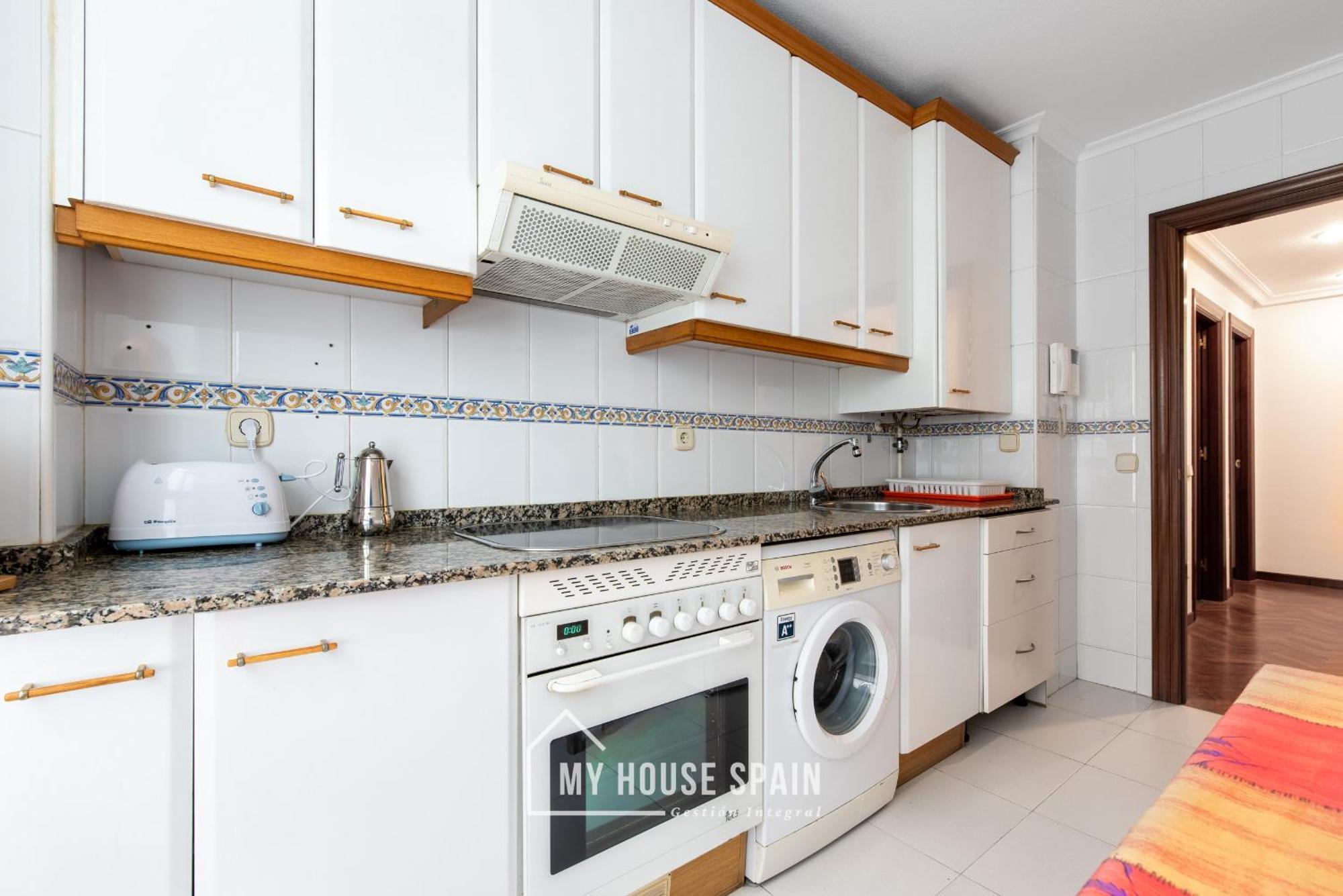 Myhousespain - Amplio En El Centro De *